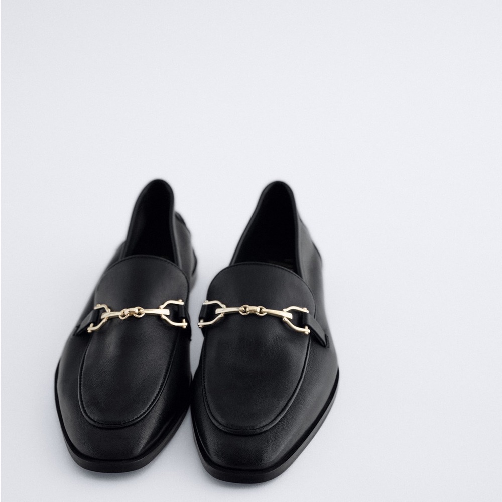 Blogger’s Fav Zara loafers great condition fall shoes